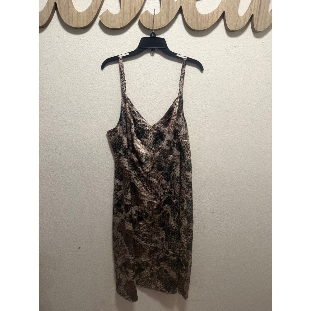 Torrid Brown Snakeskin Print Satin Slip Dress Size 3 V-Neck Midi - Picture 2 of 4